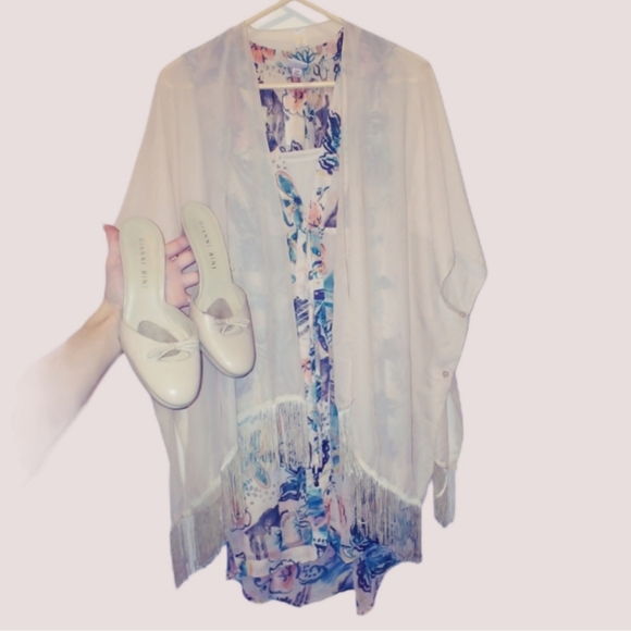 Floral Midi - Picture 10 of 10